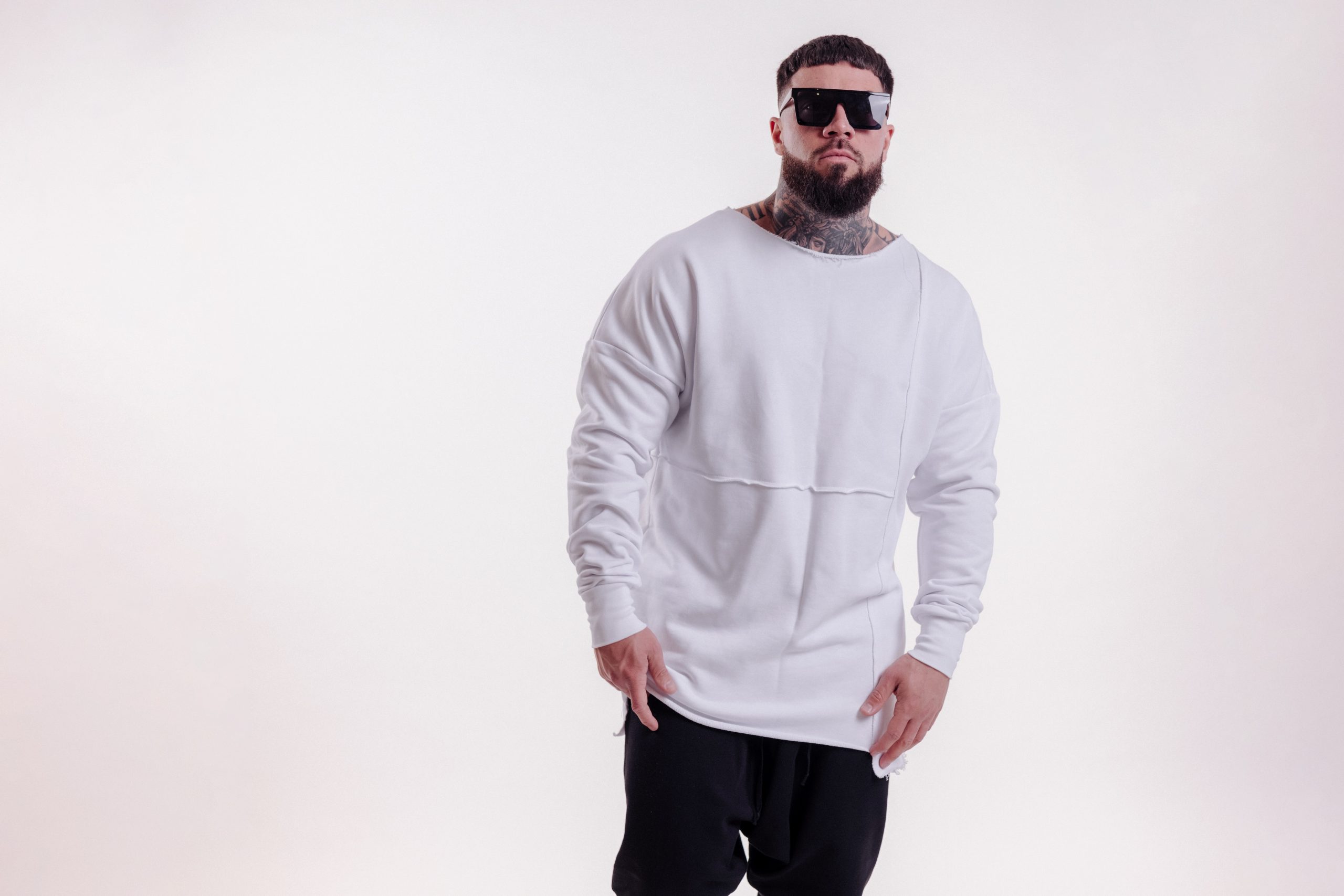 Pieces White 1